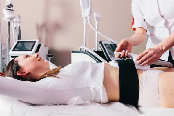 woman having body sculpting to help improve her body image and her mental health Lowestoft